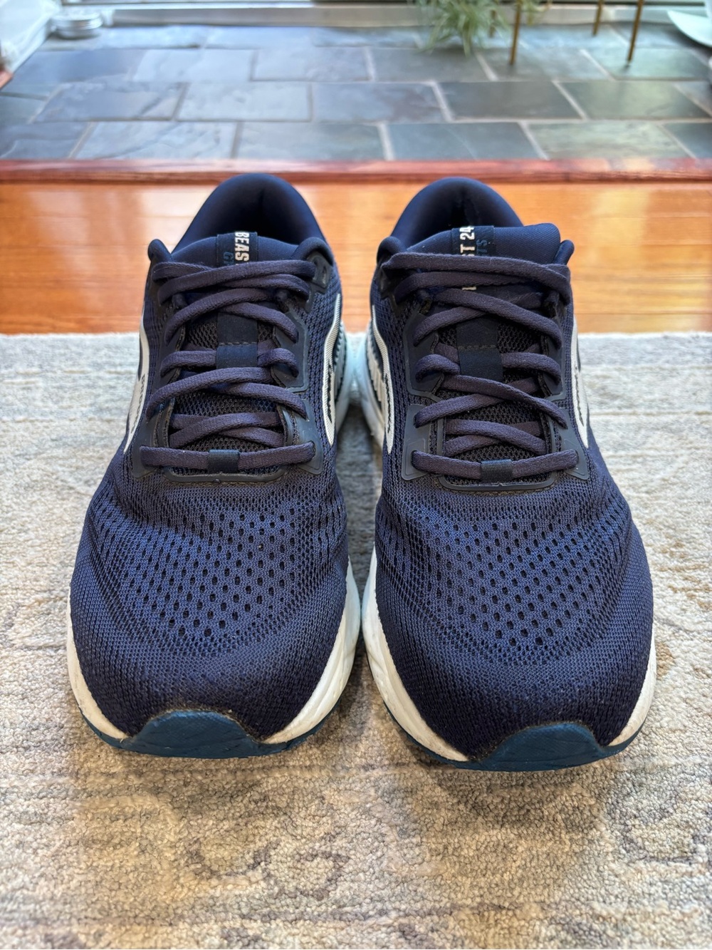 Men’s Brooks Beast GTS 24 Navy Blue Running Shoes Men’s 9 Medium D